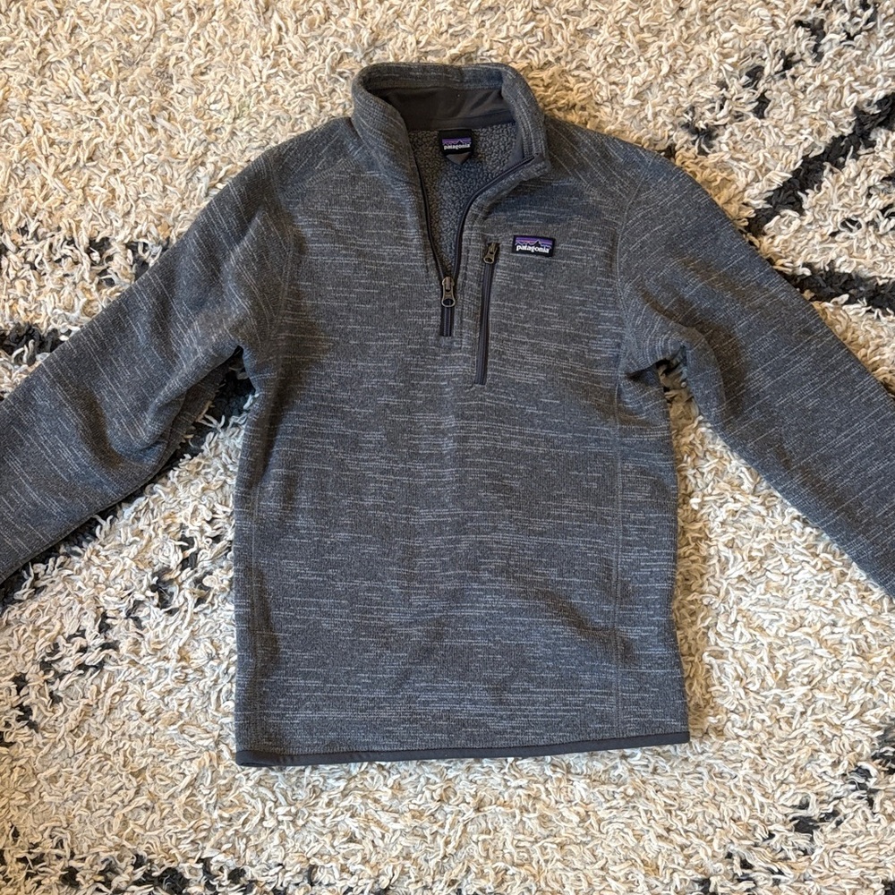 Patagonia Charcoal Heather Quarter-Zip Fleece